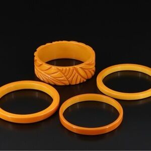 Elegant Orange butterscotch Bakelite Bangle Bracelet Set